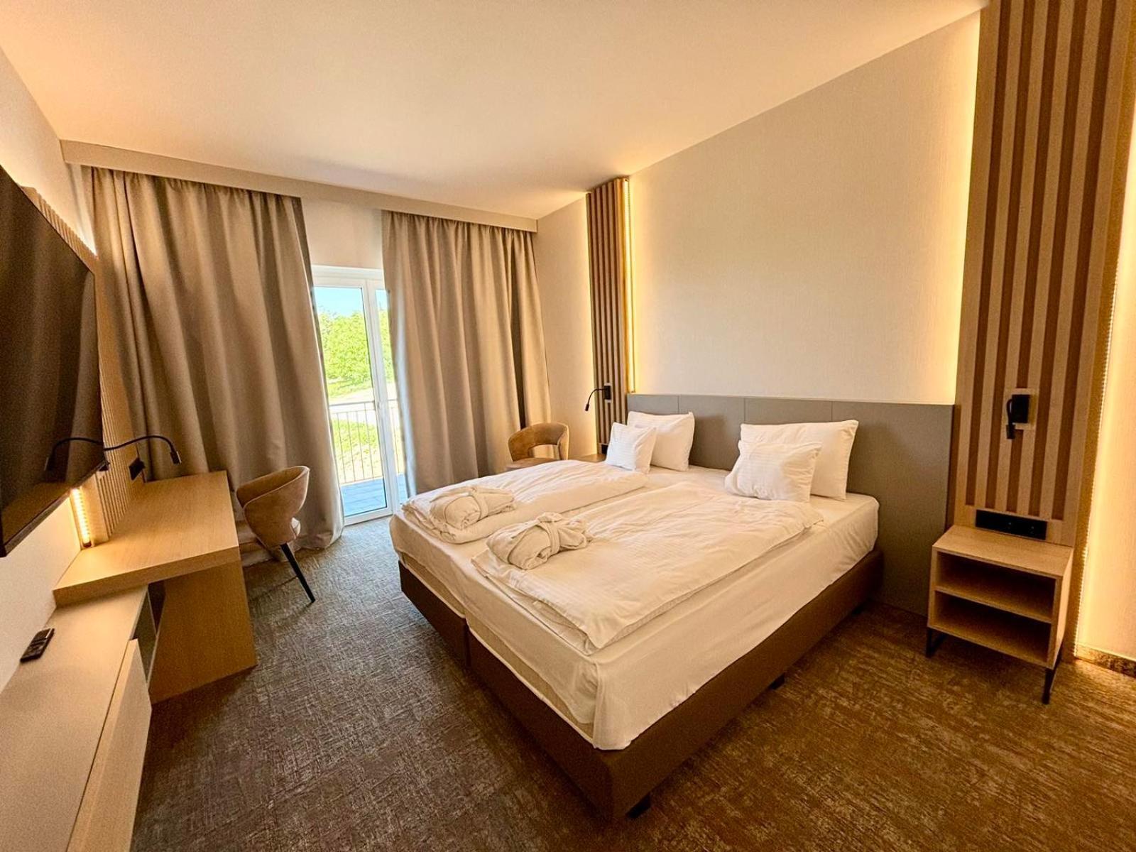 Zenit Wellness Hotel Balaton Vonyarcvashegy Exterior foto