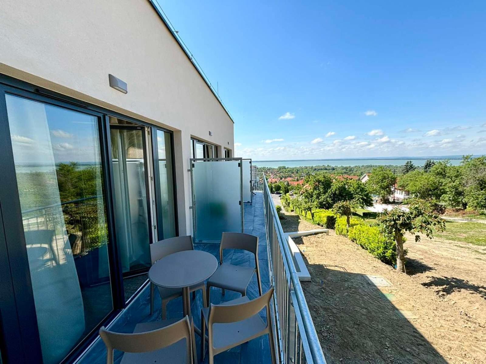 Zenit Wellness Hotel Balaton Vonyarcvashegy Exterior foto