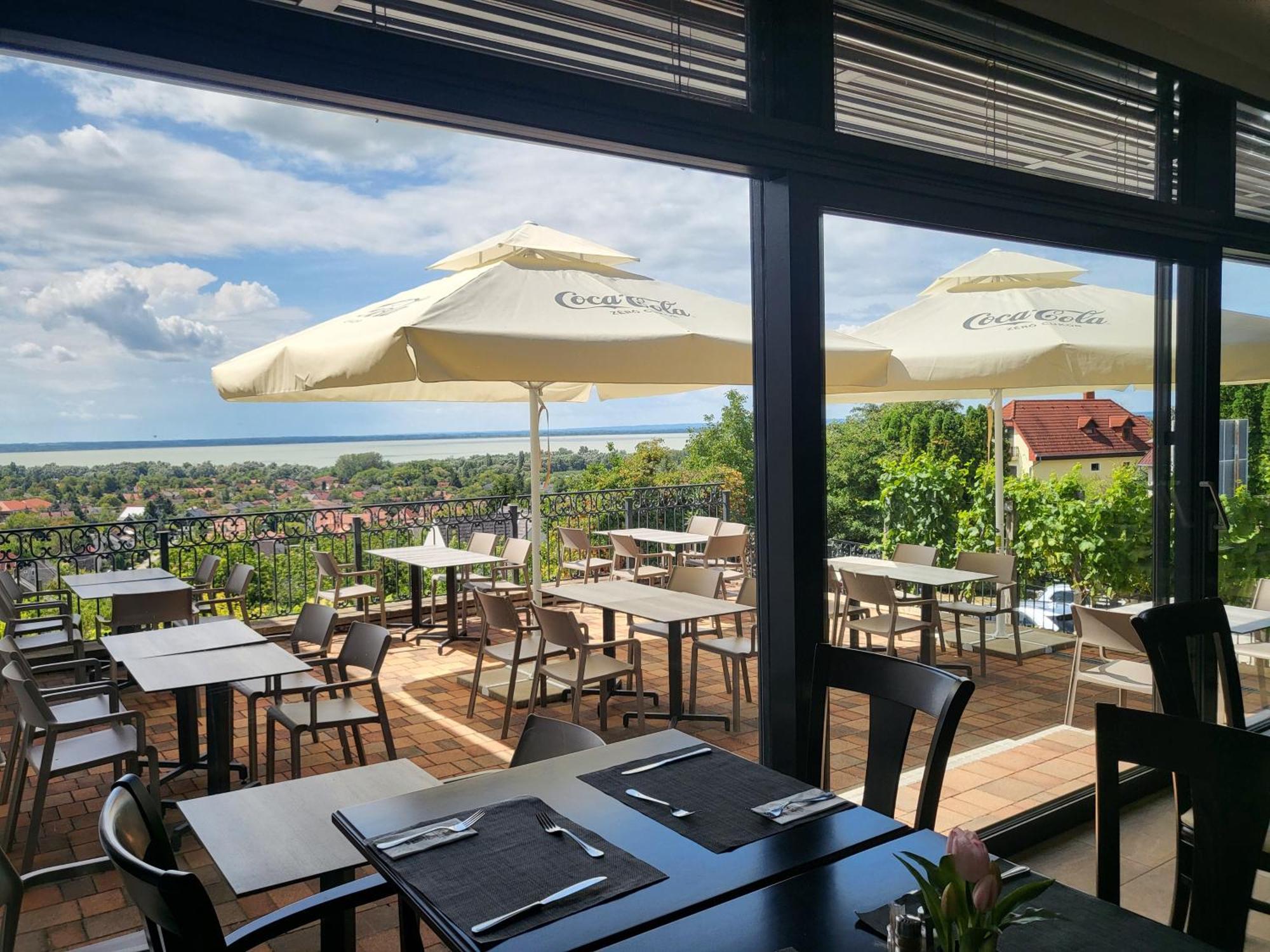 Zenit Wellness Hotel Balaton Vonyarcvashegy Exterior foto
