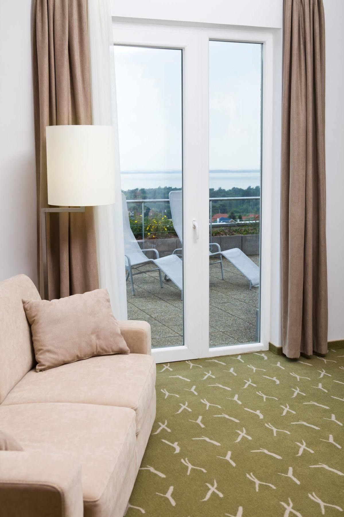 Zenit Wellness Hotel Balaton Vonyarcvashegy Exterior foto